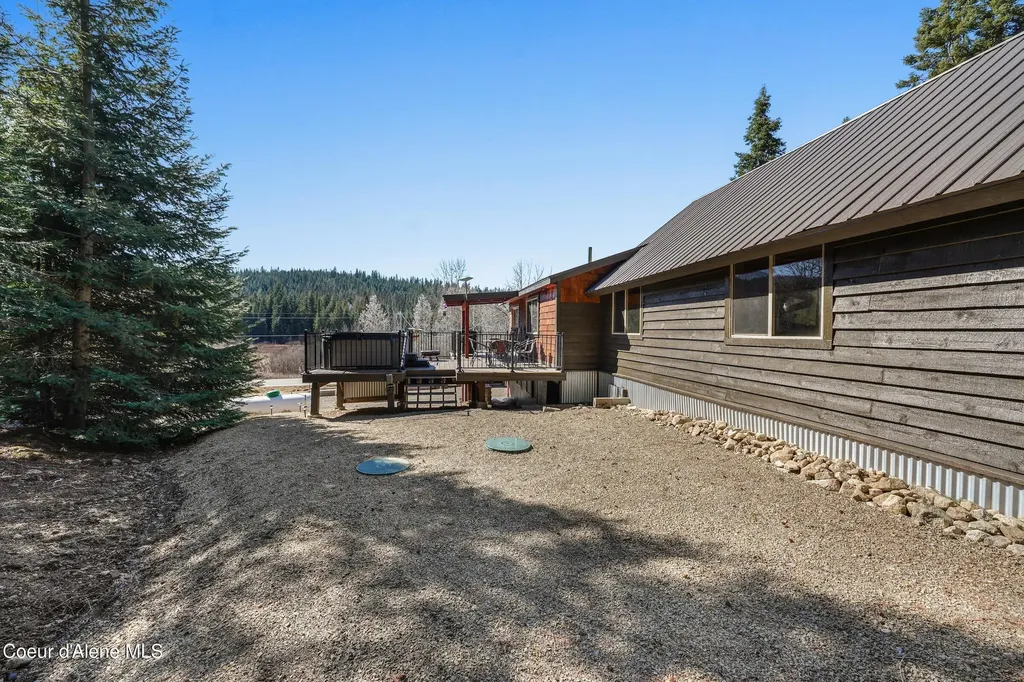29567 Highway 57 Priest Lake ID 83856