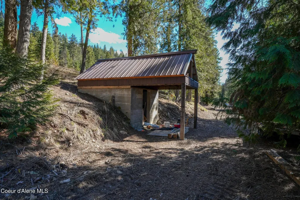 29567 Highway 57 Priest Lake ID 83856