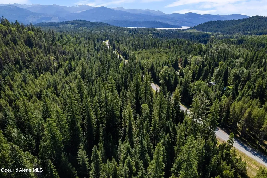Nna Reeder Bay Road Nordman ID 83848