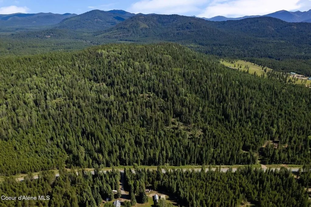 Nna Reeder Bay Road Nordman ID 83848