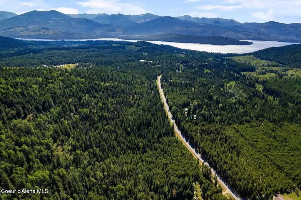 Nna Reeder Bay Road Nordman ID 83848