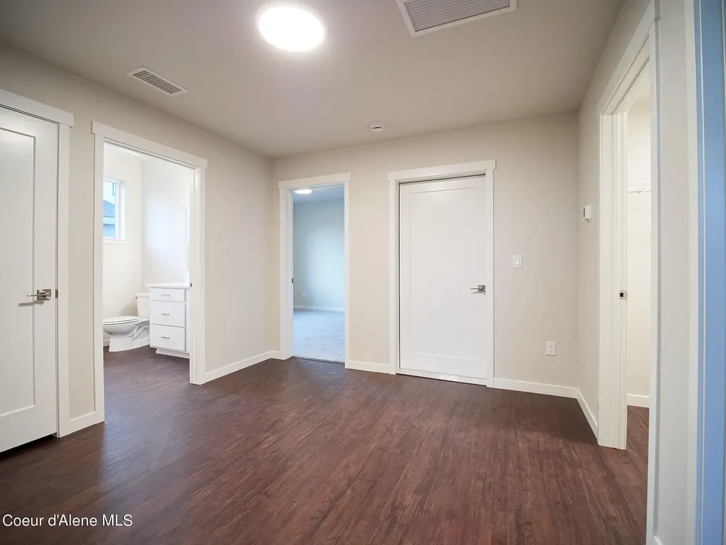 962 E Railroad Avenue Post Falls ID 83854