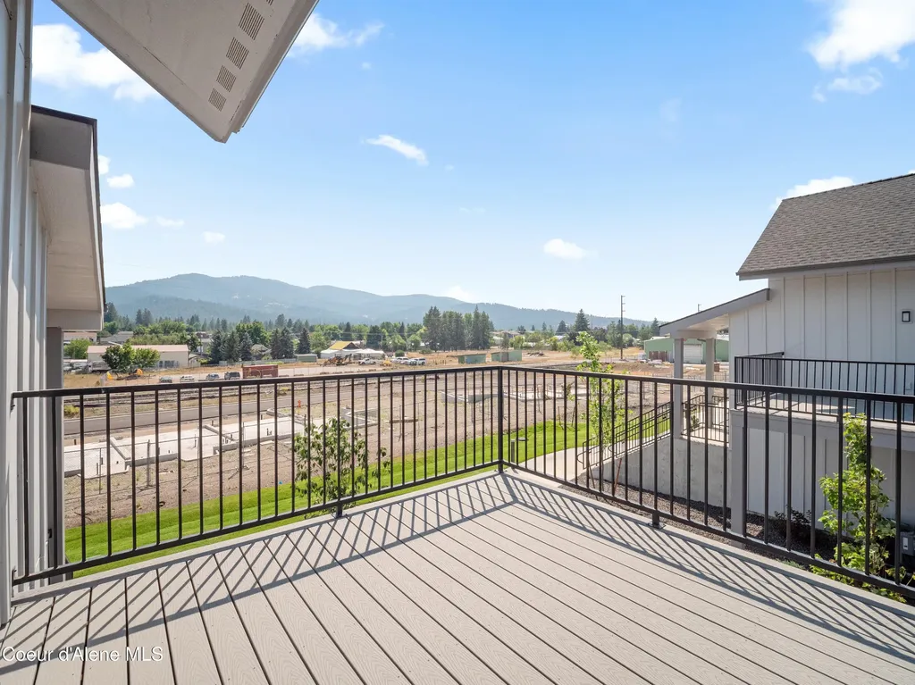 962 E Railroad Avenue Post Falls ID 83854