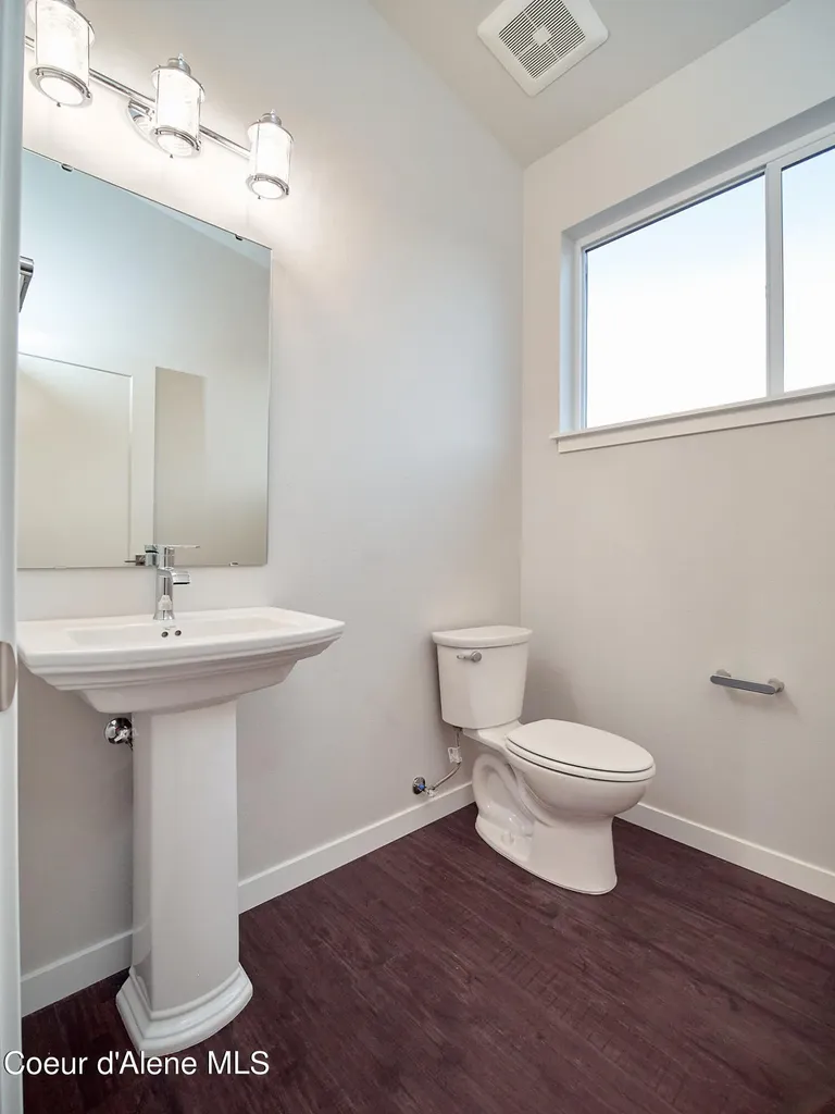 962 E Railroad Avenue Post Falls ID 83854