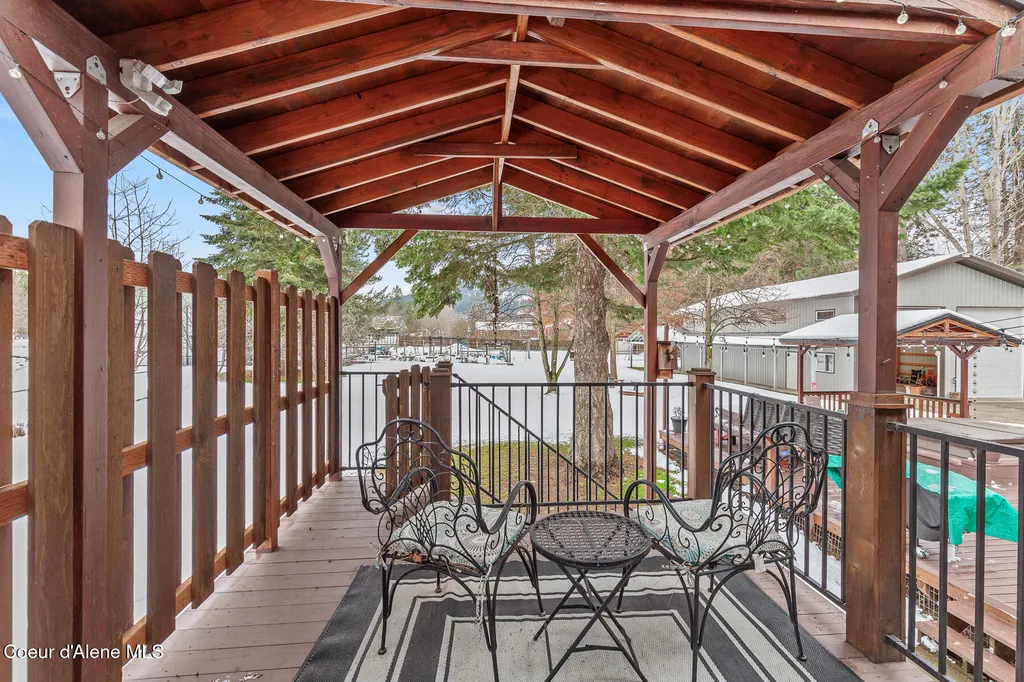 7088 N Colfax Street Dalton Gardens ID 83815
