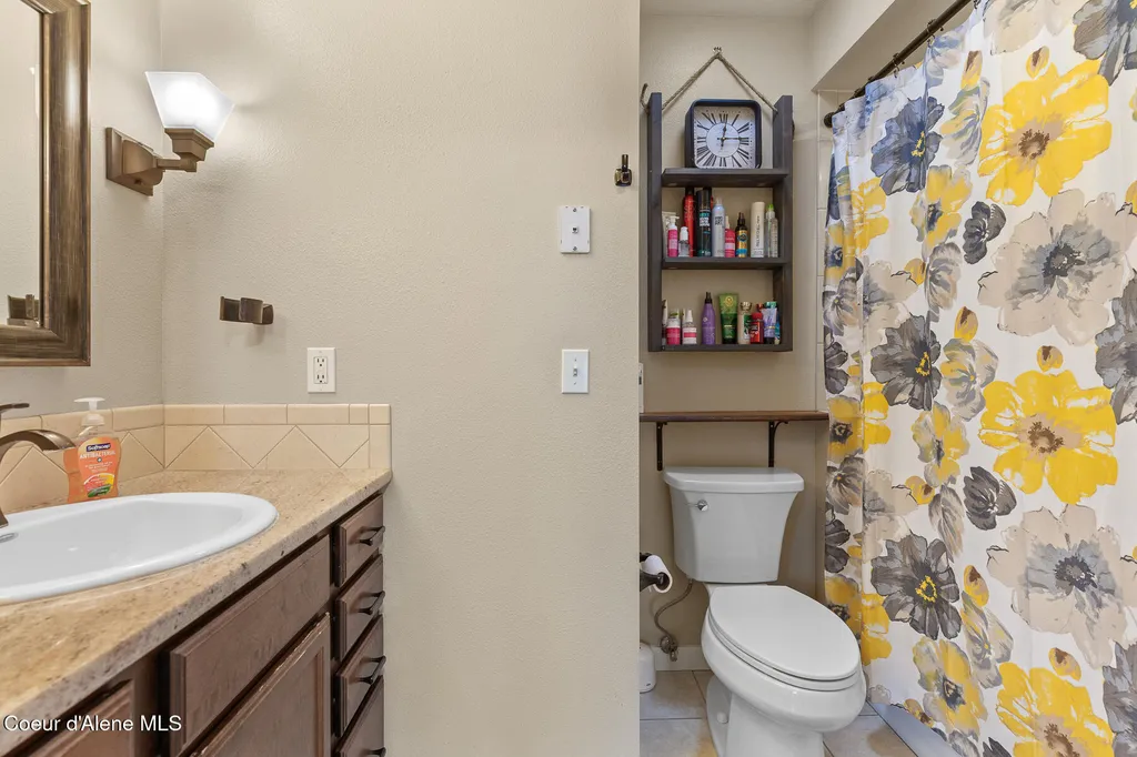 7088 N Colfax Street Dalton Gardens ID 83815