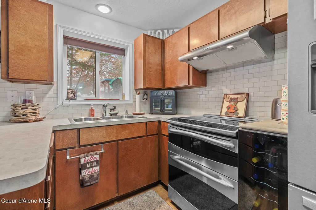 7088 N Colfax Street Dalton Gardens ID 83815