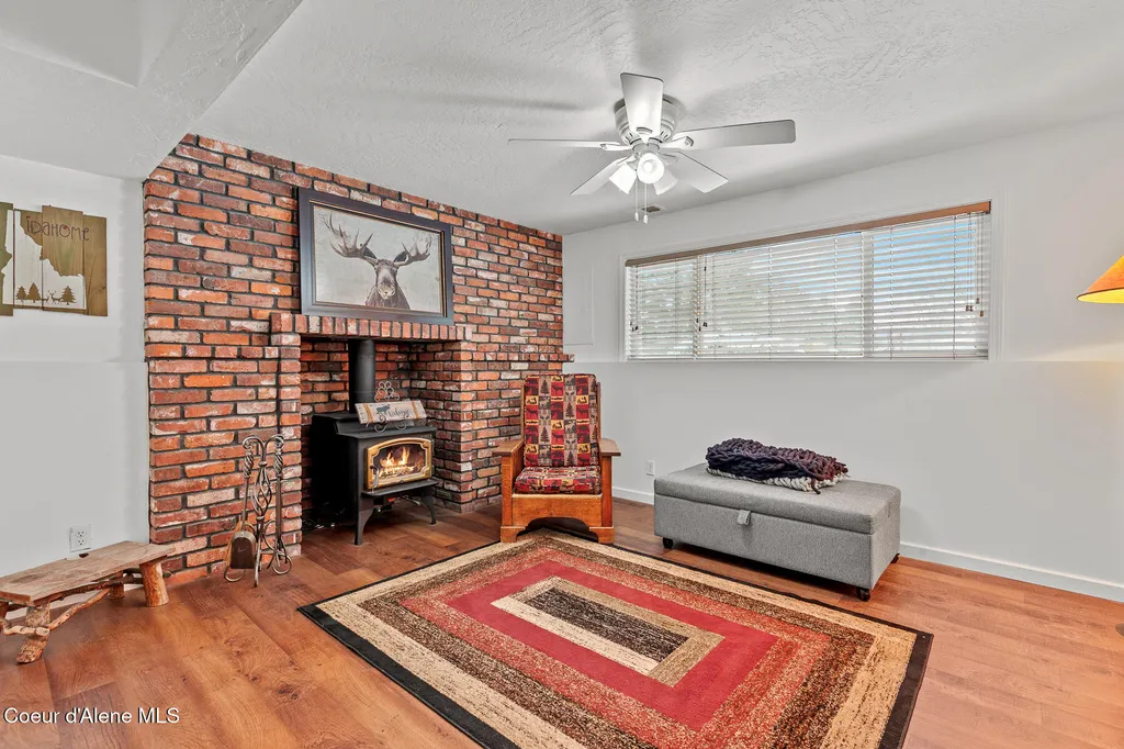 7088 N Colfax Street Dalton Gardens ID 83815