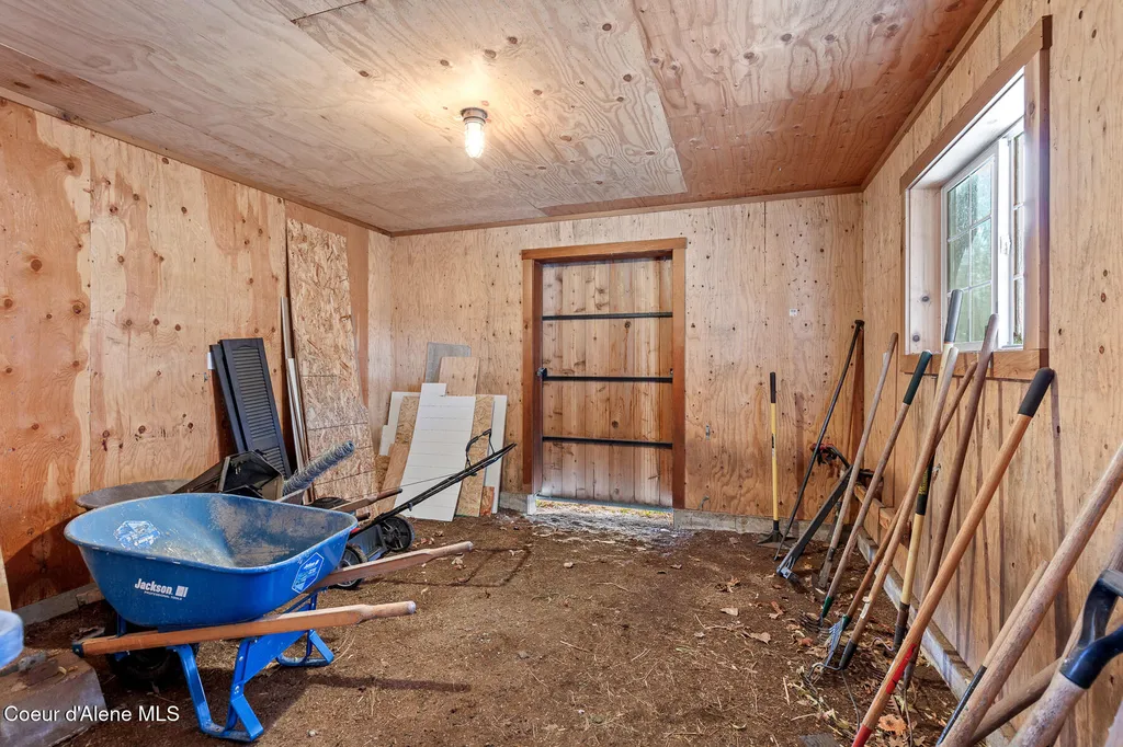 7088 N Colfax Street Dalton Gardens ID 83815