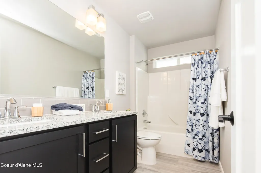 2073 W Platte Avenue Post Falls ID 83854