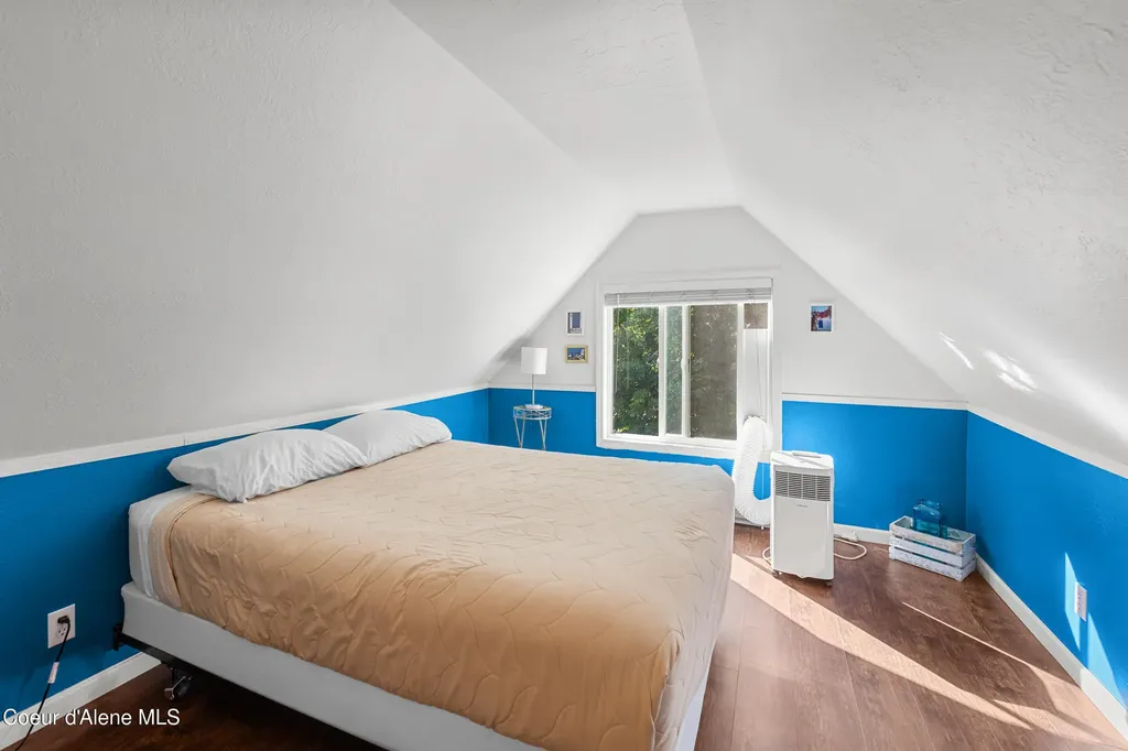 606 N 4th Avenue Sandpoint ID 83864