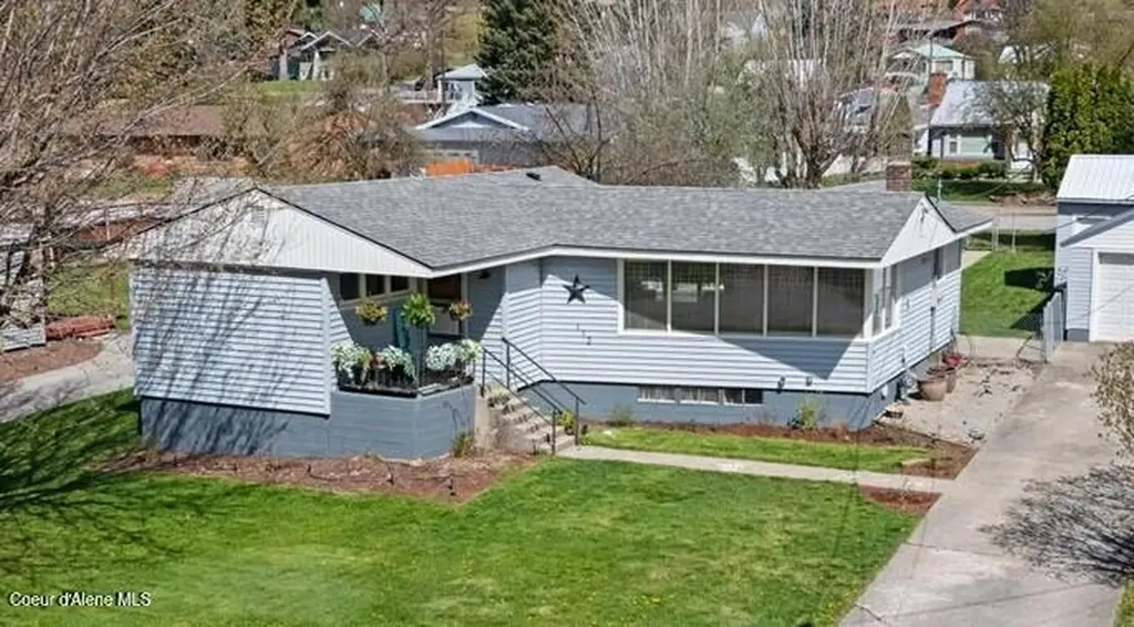 112 W 4th Street Silverton ID 83867