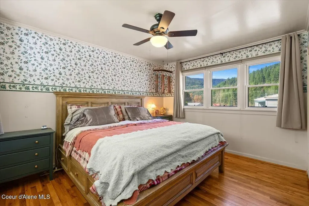 112 W 4th Street Silverton ID 83867