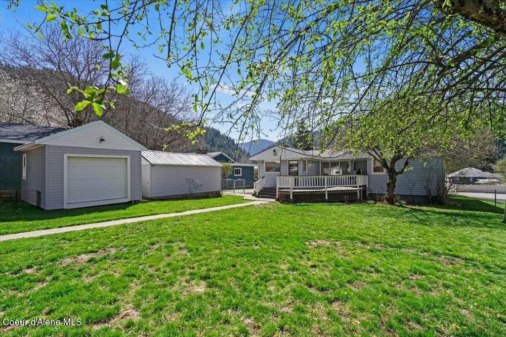 112 W 4th Street Silverton ID 83867