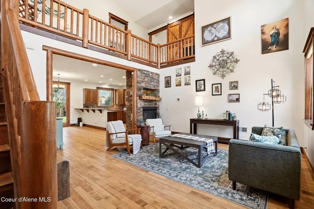 15330 N Nixon Loop Rathdrum ID 83858