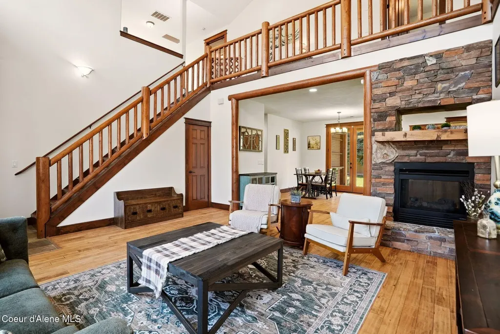15330 N Nixon Loop Rathdrum ID 83858