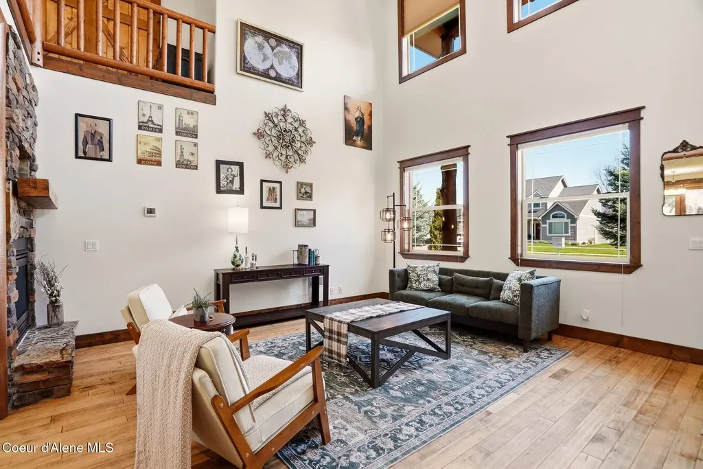 15330 N Nixon Loop Rathdrum ID 83858