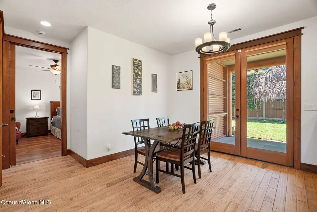 15330 N Nixon Loop Rathdrum ID 83858