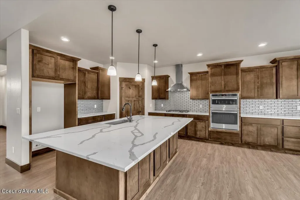 1533 W Remmick Street Hayden ID 83835
