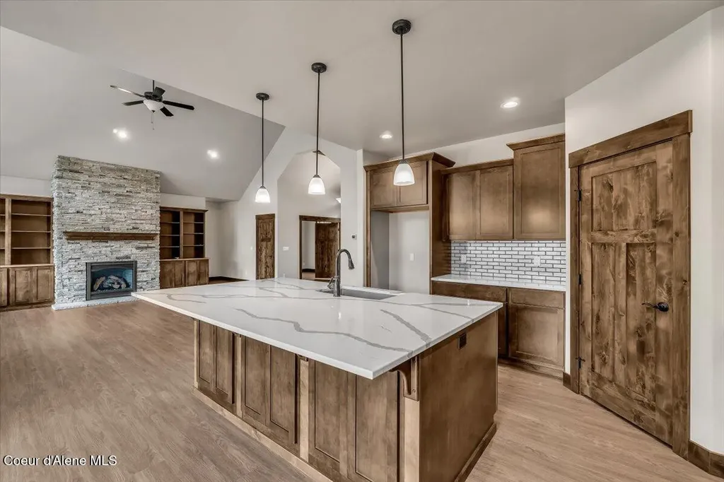 1533 W Remmick Street Hayden ID 83835