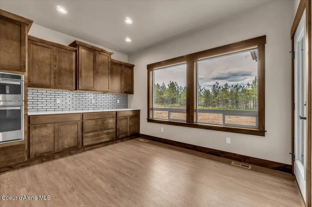 1533 W Remmick Street Hayden ID 83835