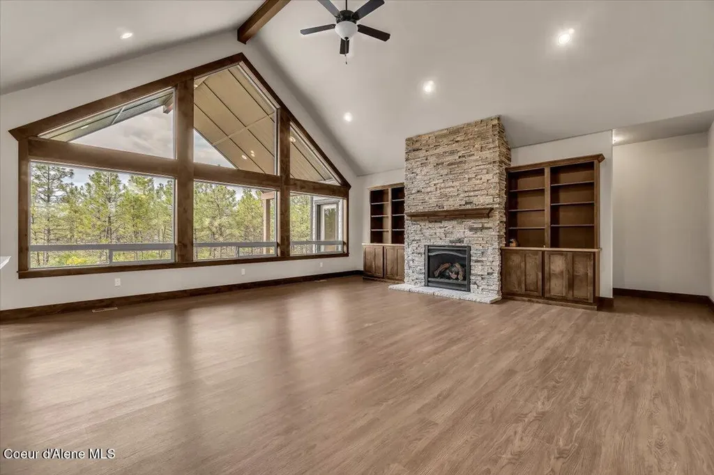 1533 W Remmick Street Hayden ID 83835