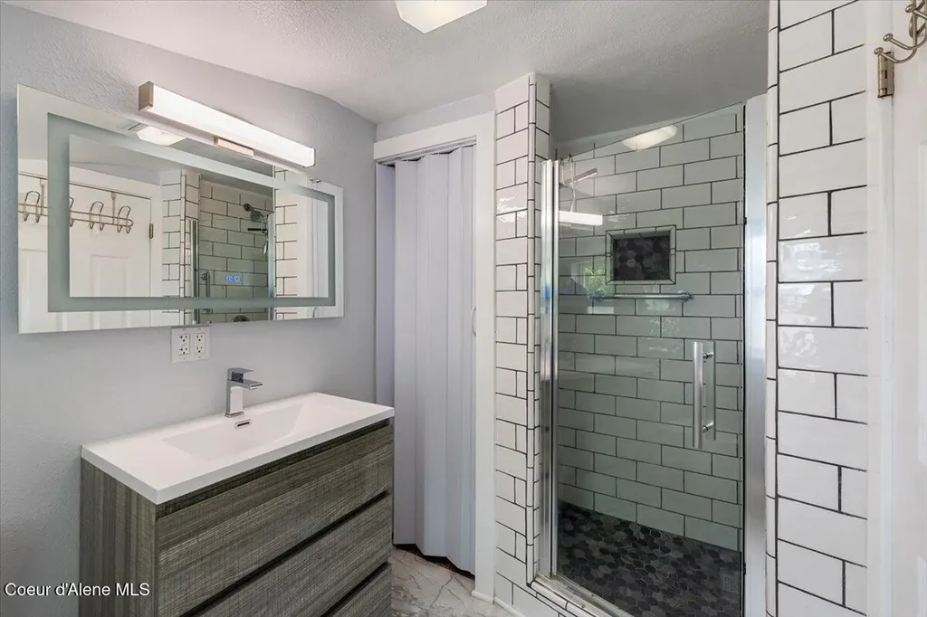 88798 State Highway 3 St. Maries ID 83861