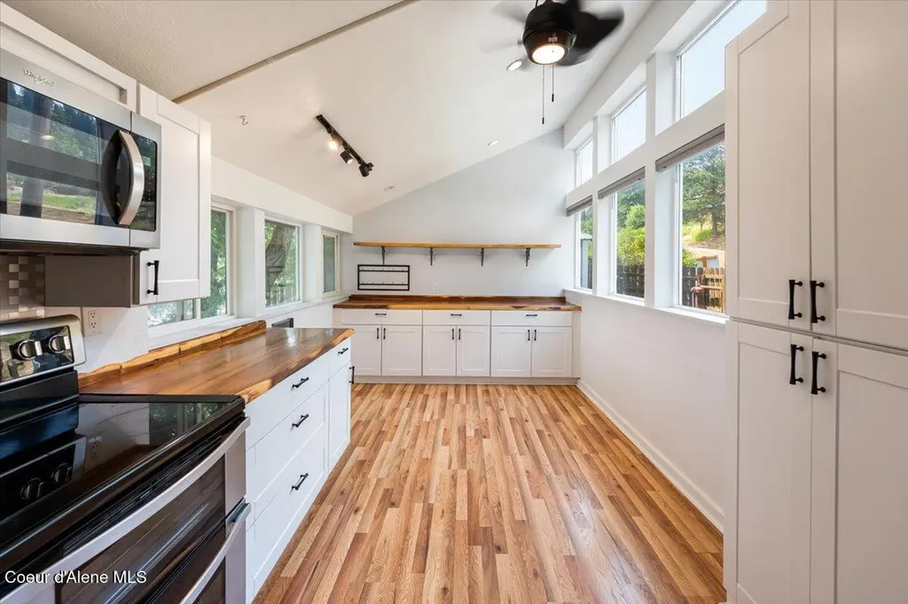 88798 State Highway 3 St. Maries ID 83861