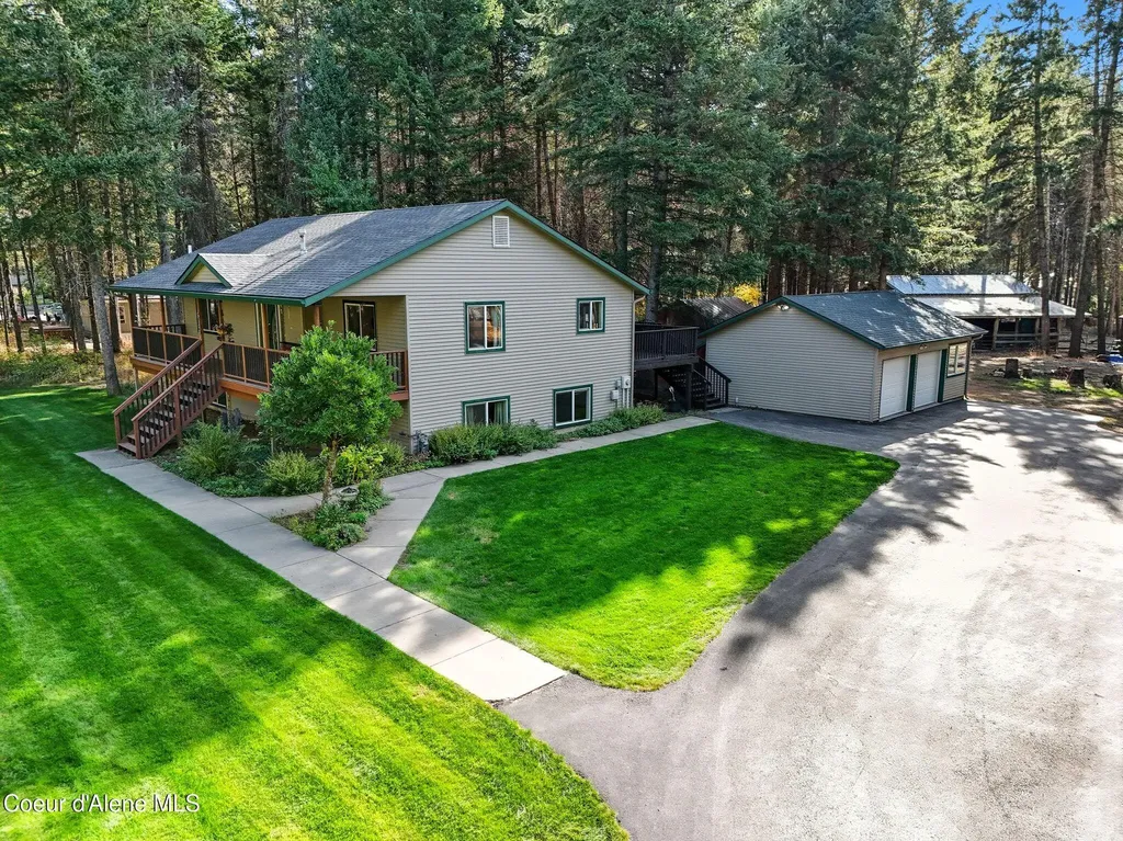 5100 W Golden Avenue Rathdrum ID 83858