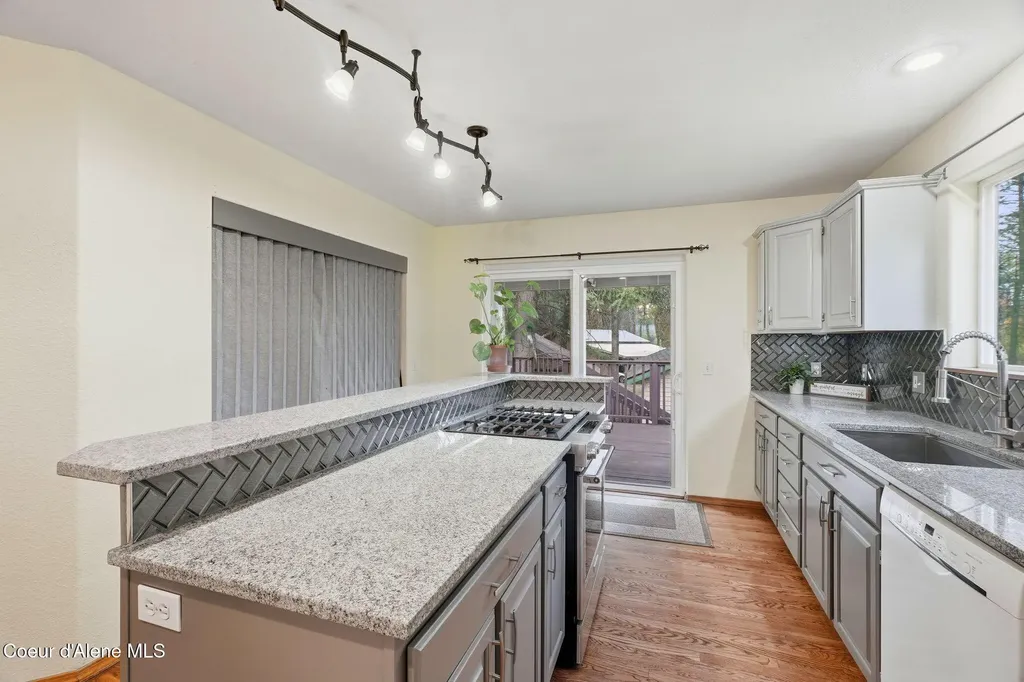 5100 W Golden Avenue Rathdrum ID 83858