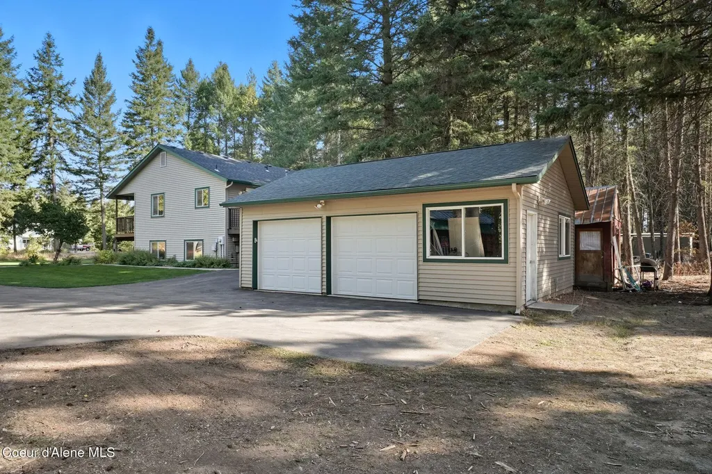 5100 W Golden Avenue Rathdrum ID 83858
