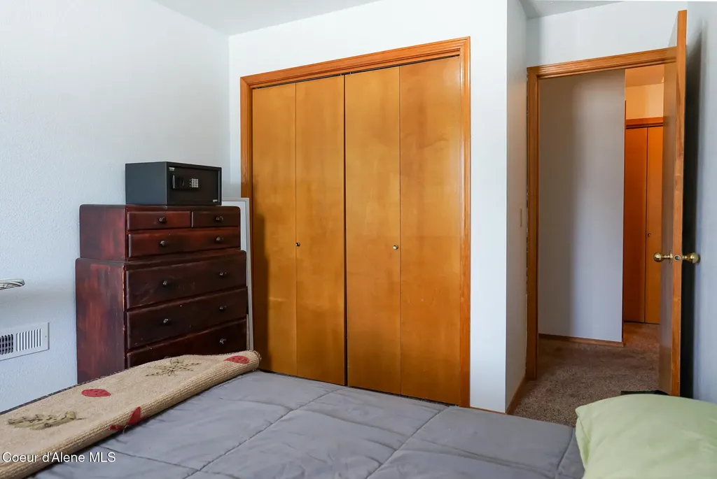 623 E Maple Place Hayden ID 83835