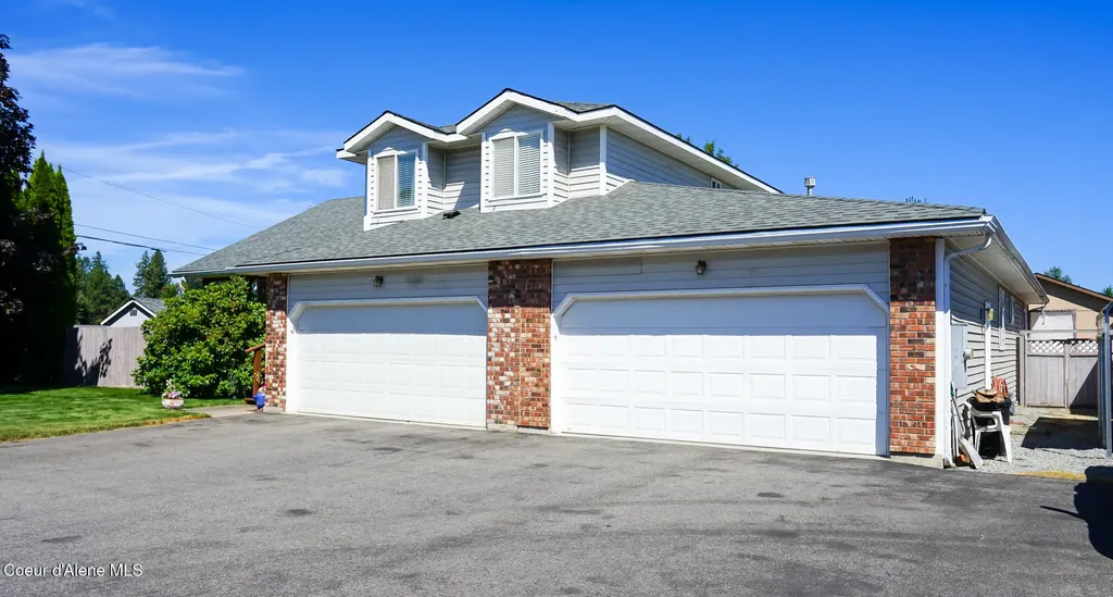 623 E Maple Place Hayden ID 83835