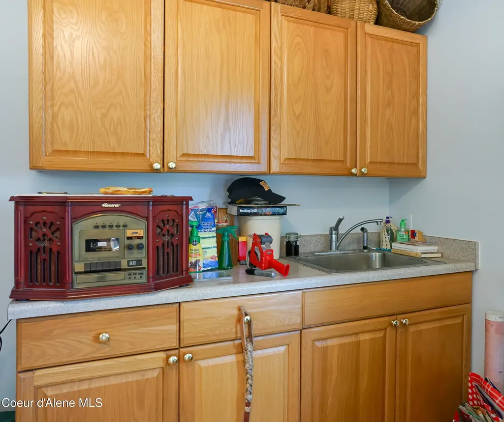 623 E Maple Place Hayden ID 83835