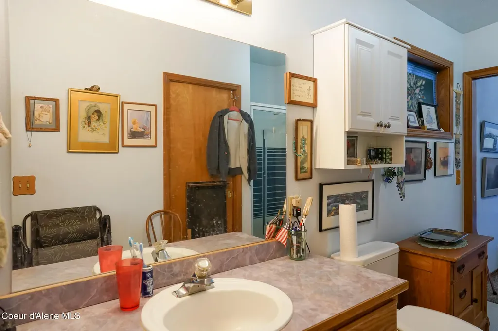 623 E Maple Place Hayden ID 83835