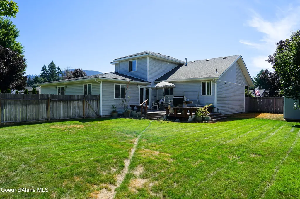 623 E Maple Place Hayden ID 83835