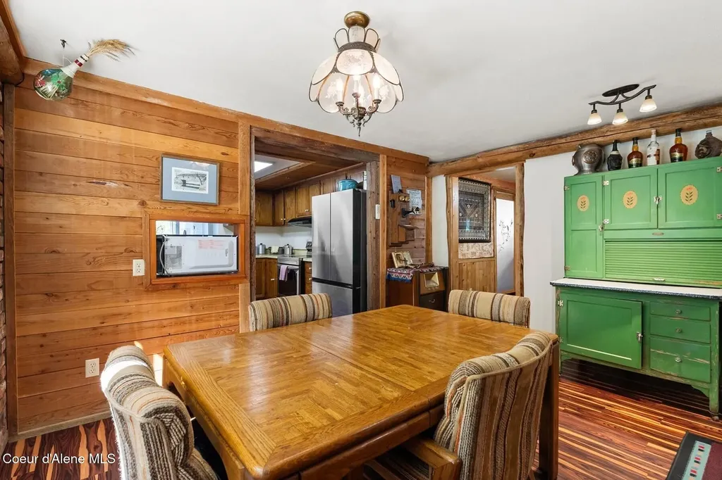 159 Horse Lane Sandpoint ID 83864