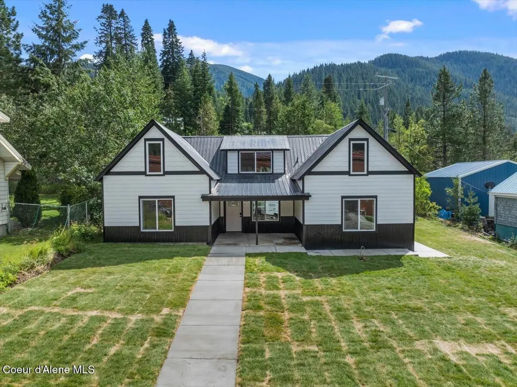 326 Park Street Mullan ID 83846