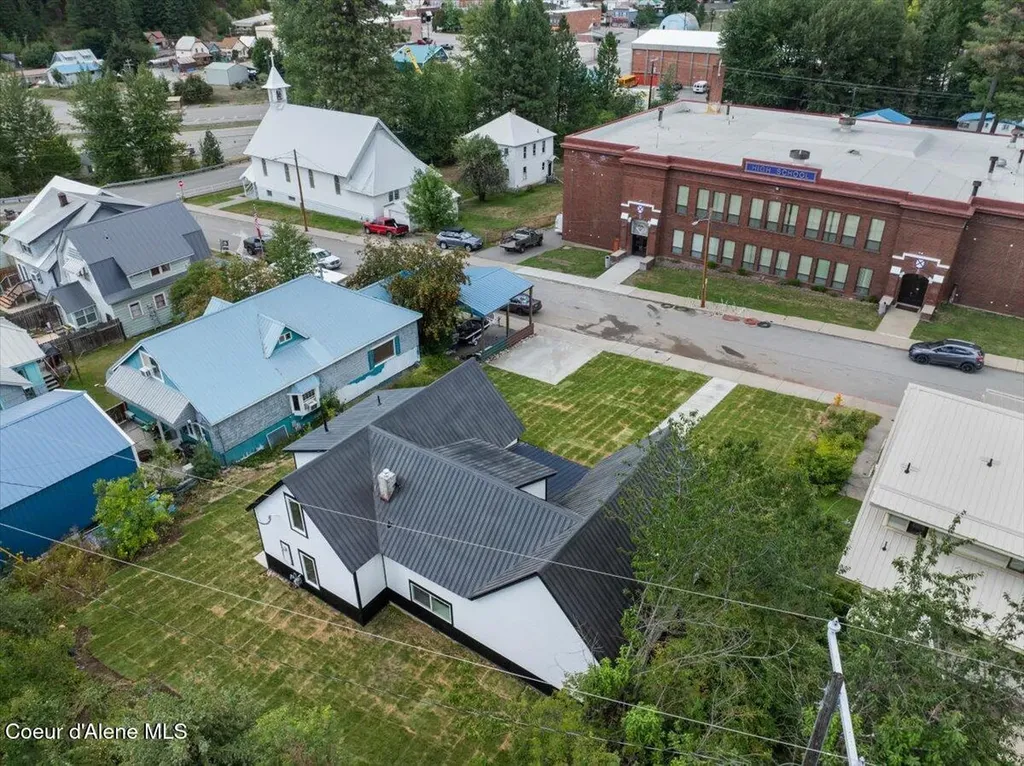 326 Park Street Mullan ID 83846