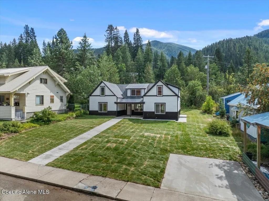 326 Park Street Mullan ID 83846