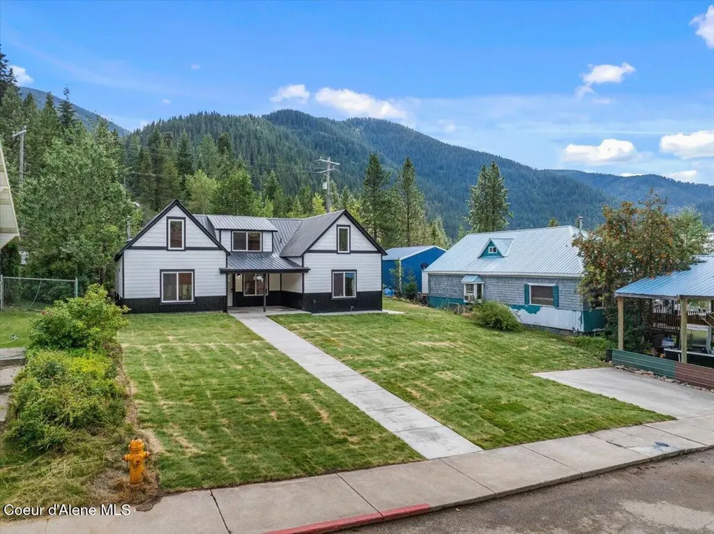 326 Park Street Mullan ID 83846