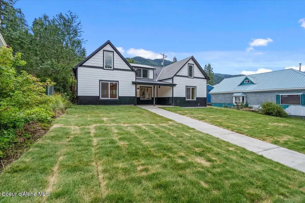 326 Park Street Mullan ID 83846