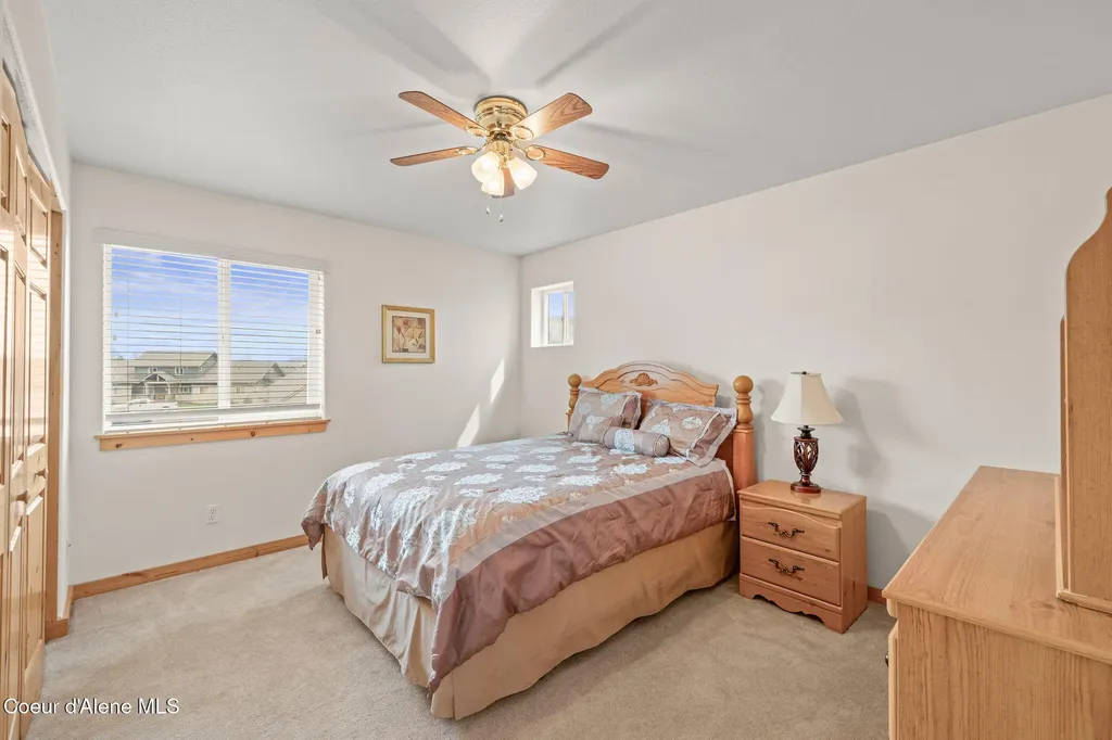 89 Chardonnay Drive Blanchard ID 83804