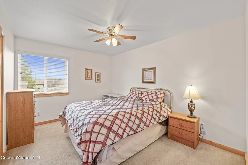 89 Chardonnay Drive Blanchard ID 83804