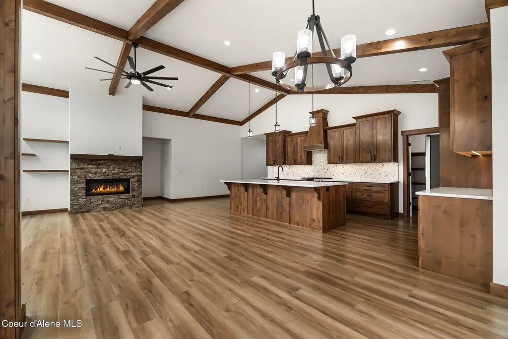 140 Backtrack Road Sandpoint ID 83864