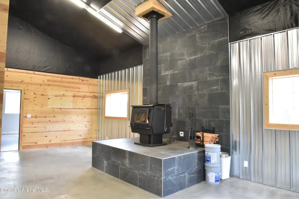 574 & 576 Parkside Road Plummer ID 83851