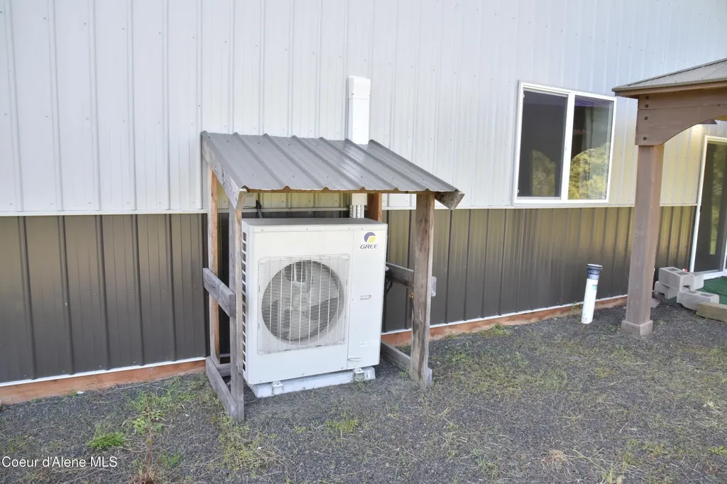 574 & 576 Parkside Road Plummer ID 83851