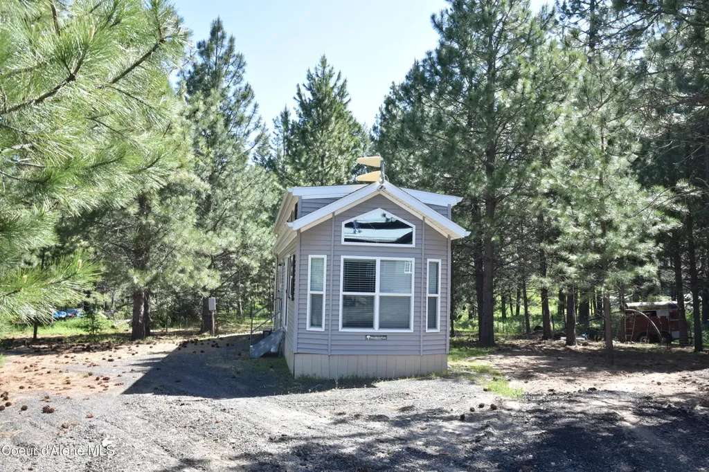 574 & 576 Parkside Road Plummer ID 83851