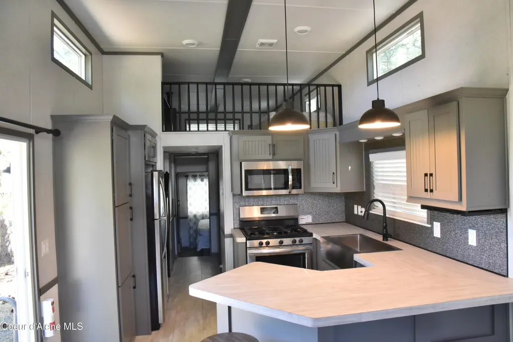 574 & 576 Parkside Road Plummer ID 83851