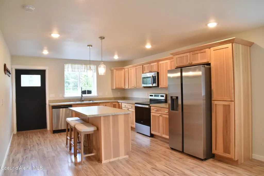 574 & 576 Parkside Road Plummer ID 83851